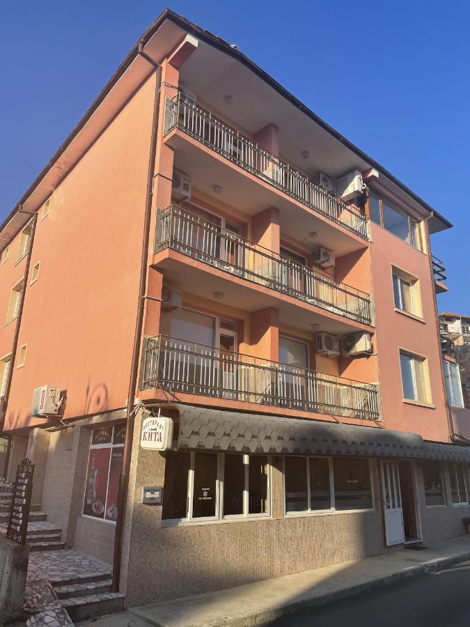 Къща За Гости Kita Hotel Sveti Vlas Ngoại thất bức ảnh